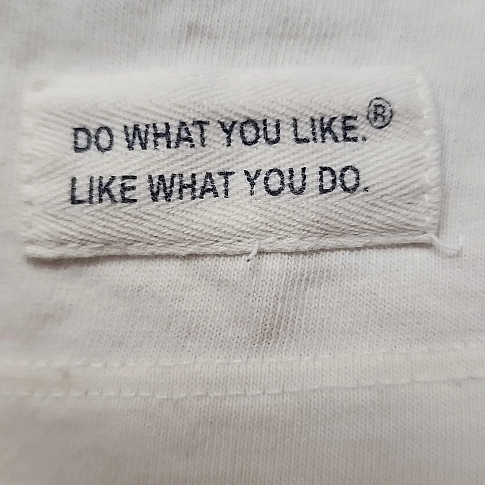 Life is good, " Happy Camper" Graphic Tee, Size XL - Picture 2 of 8